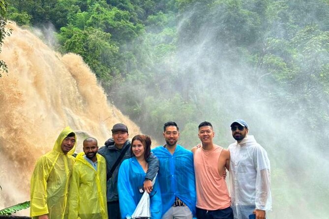 Full-Day Doi Inthanon National Park Tour with Trek and Pagodas - Karen village and coffee in Baan Mae Klang Luang