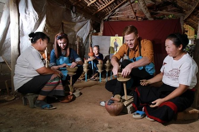 Grand Canyon Chiang Mai Private Tour with Pottery Village - Wat Ton Kwen and the old Lanna style