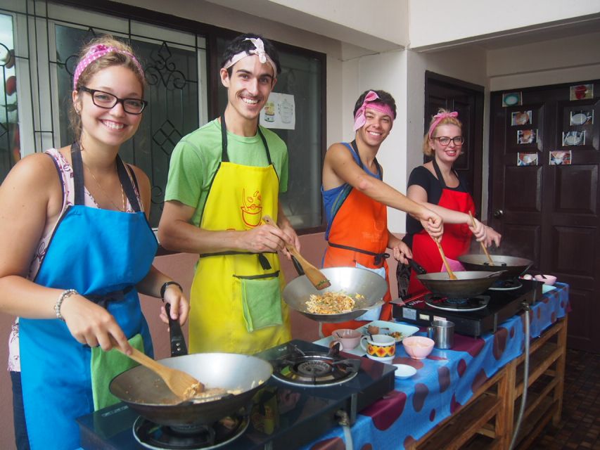 Half-Day Cooking Class with Market Tour - A market visit that makes the recipes clearer