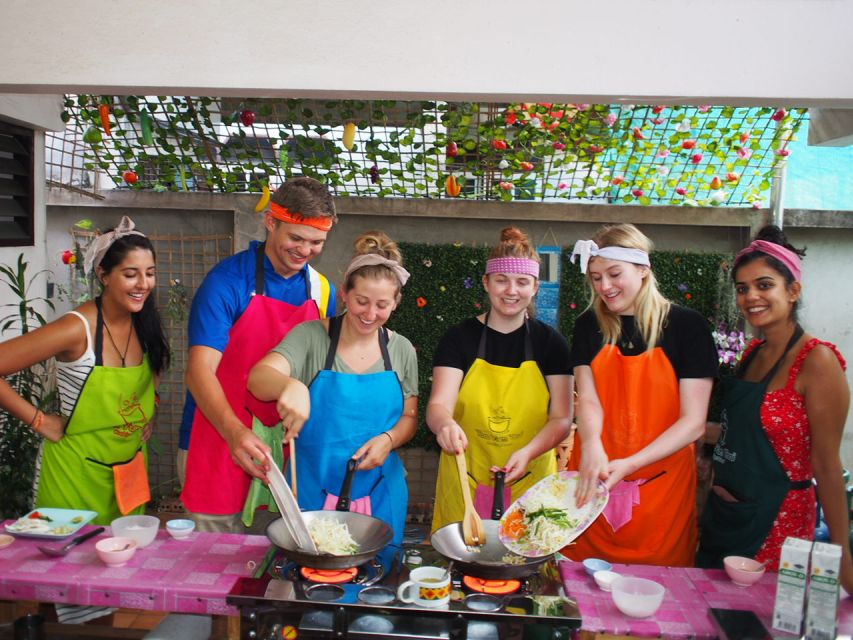 Half-Day Cooking Class with Market Tour - Morning or afternoon class?