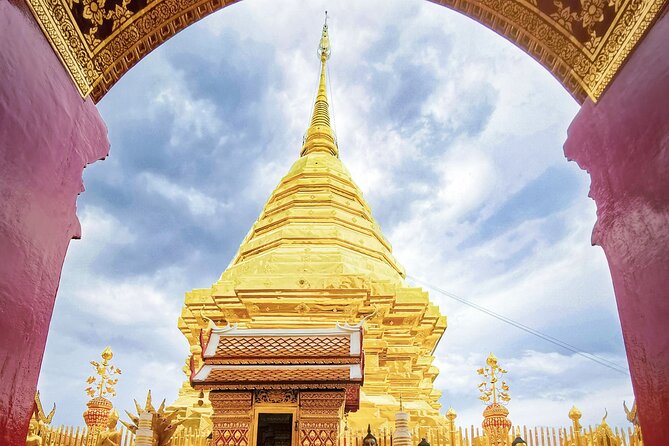 Half day Doi Suthep Temple and city temples (Private tour) - How the private format changes the day