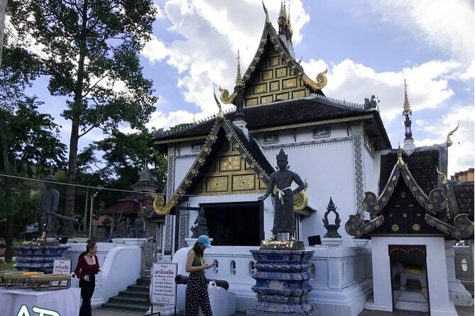 Half day Doi Suthep Temple and city temples (Private tour) - Does $80.67 per person offer good value?