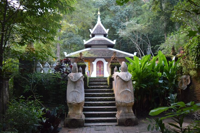 Half Day Doi Suthep Temple and Palad Temple (Private tour) - Wat Phra That Doi Suthep: Chiang Mai’s Essential Mountain Temple