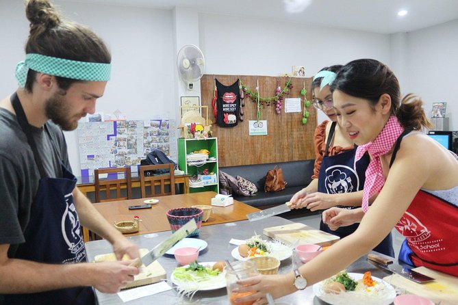 Half Day Evening Cooking Class with Market Tour in Chiang Mai - Why northern Thai cooking is worth your evening
