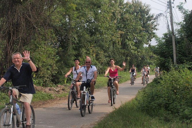 Half-Day Lanna Countryside Cycling Tour in Chiang Mai - Leaving Chiang Mai for the Lanna countryside