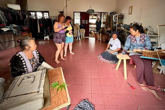 Half day Long Neck hill tribe and Hmong hill tribe village - What the $90.99 price includes
