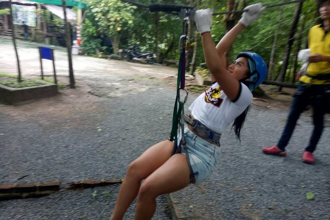 Hiking and Zipline Private Tour from Chiang Mai +Karen Village - Lunch and the rhythm of the day
