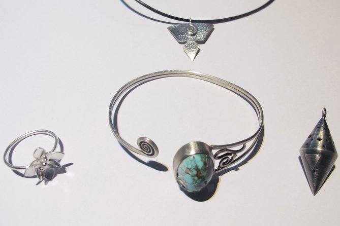 Jewellery Making Class with Silversmithing in Chiang Mai - Polishing your finished ring or pendant