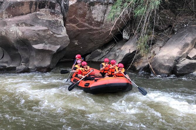 Khampan Rafting: White Water Rafting Guided Adventure in Chiang Mai - Vegetarian lunch after the rafting