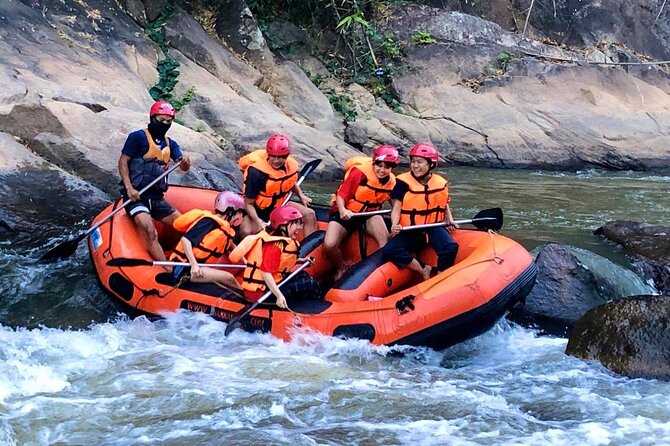 Khampan Rafting: White Water Rafting Guided Adventure in Chiang Mai - Phachee waterfall brings a playful finish