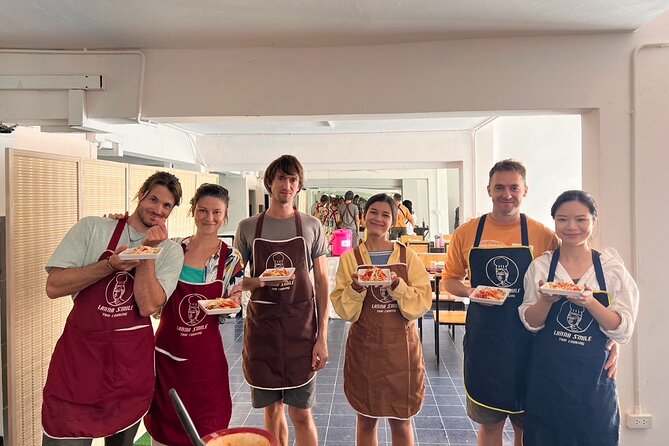 Lanna Smile Thai Cooking Class in Chiang Mai with Market tour - The food is generous, so plan the rest of your day