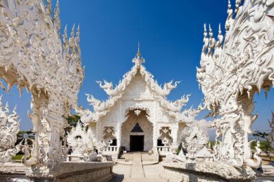 Long Neck Village, White & Blue Temple, Black House Day Tour From Chiang Mai