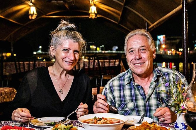 Magical Evening Dinner Cruise on the Ping River - The boat, group size, and evening rhythm