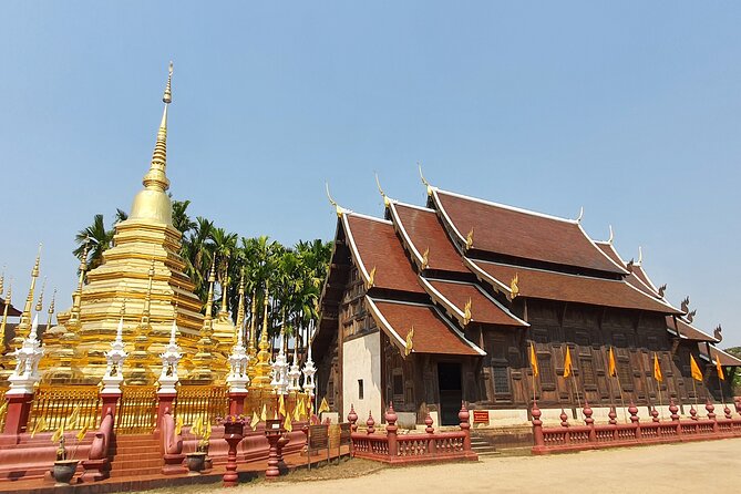 Mastering Chiang Mai Temples in Halfday - Visit 7 Temples - Wat Phantao, a short visit to a teakwood hall