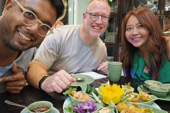Michelin Guided Street Food Tour in Chiangmai: Thai Food Tour - A moving meal through Chiang Mai