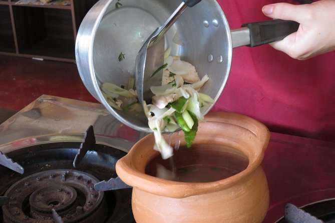 Morning Thai cooking class - From stir-fry to dessert in about four and a half hours