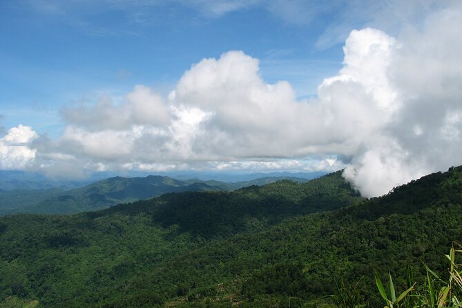 No.1 Chiang Mai: Epic Doi Suthep Downhill MTB Adventure - Arriving at Huai Tueng Thao Lake