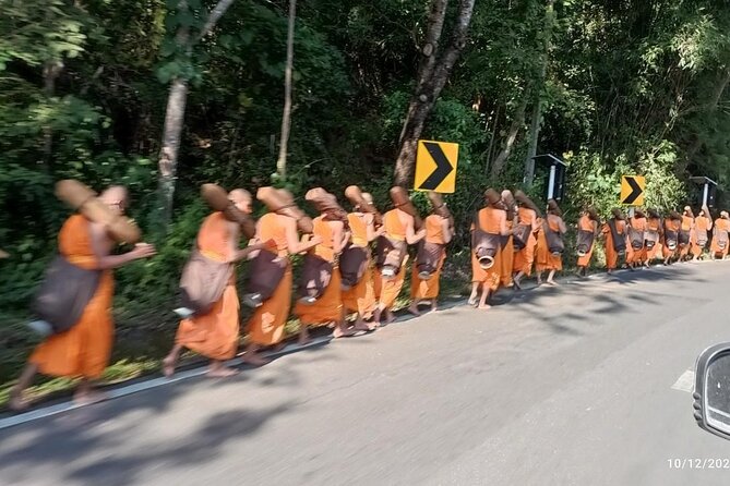 No1. Chiang Mai City Hiking, Biking & Kayaking Triathalon - The 12-kilometer ride to Huay Tueng Thao