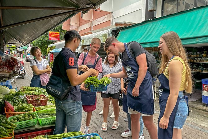 Northern Thai Cooking Experience in Chiangmai - Small groups, dietary needs, and comfort