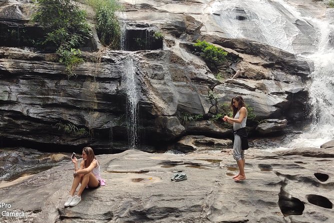 Private: 3 days 2 night trip: ChaingMai-Chaingrai- The Golden Triangle trip - Mae Sai gives the border day its edge
