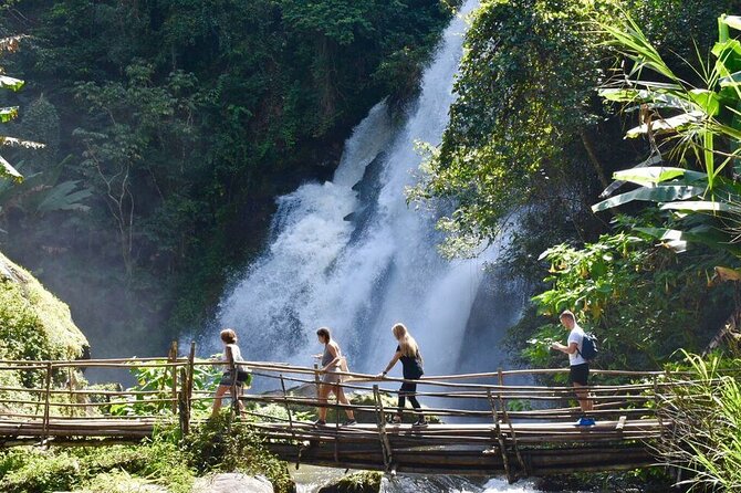 Private All-Inclusive Doi Inthanon & Pha Dok Siew Waterfall Tour - What to pack for this mountain day