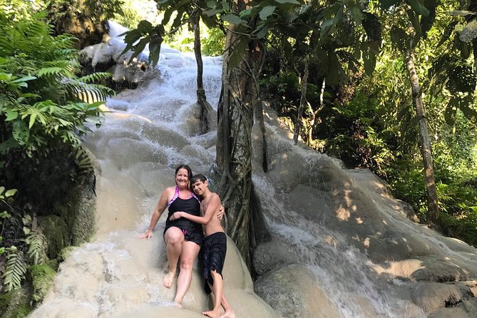 Private Chiang Mai Tour to Bua Thong Waterfalls and Ziplining - Starting at a Chiang Mai market