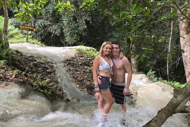 Private Chiang Mai Tour to Bua Thong Waterfalls and Ziplining - One hour above the forest