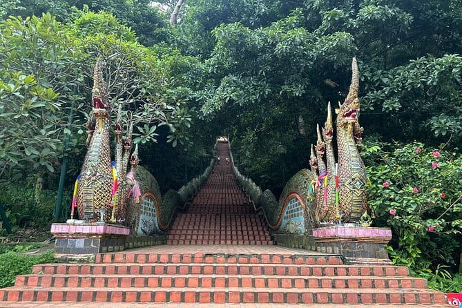 Private Day Tour Doi Suthep Temple and Handicraft Center - Wat Pha Lat, a forest temple pause