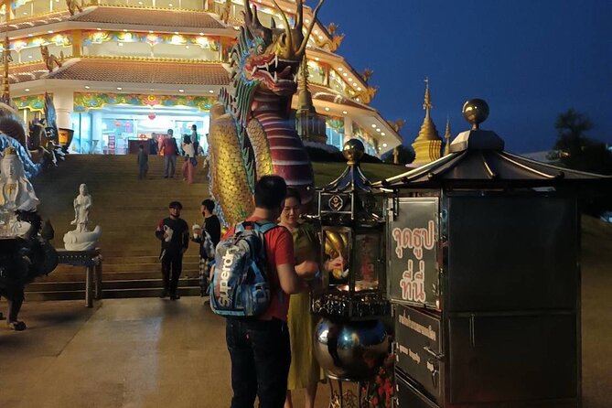 Private Tour Chiang Rai 3 Wonderful Temples & Lalitta Cafe - The guide can shape the whole experience