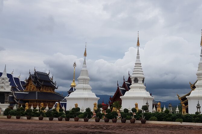 Private tour] Perfect day! Sticky waterfall + ChiangDao Cave + Wat BandenTemple - Lunch, weather, and what to bring