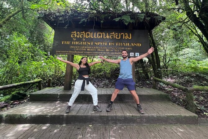 Private Tour to Doi Inthanon including Twins Pagodas and Hiking - The right clothing and fitness level