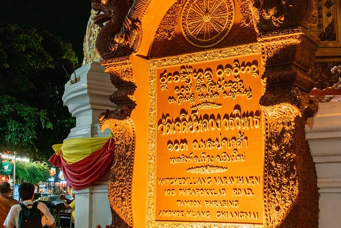 Sunlight or Moonlight: Chiang Mai City Tuk Tuk Tour - Who will get the most from this outing