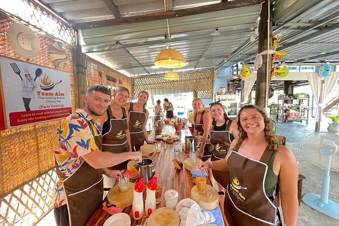 Team Aim Thai Cooking School (#1 Cooking Class in Chiang Mai) - Why this class works better than a simple cooking demonstration