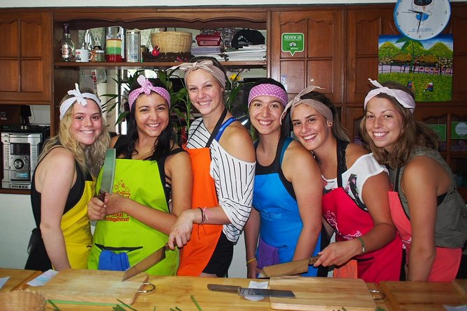 Tomyumthai Cooking Class in Chiang Mai - Pickup, meeting point, and what is included