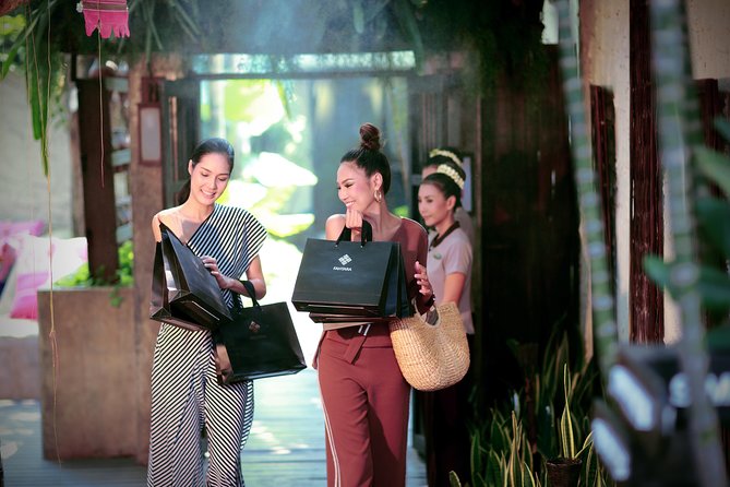 Traditional Thai Massage at award winning Fah Lanna Spa - Old City branch - Arriving at Fah Lanna Spa