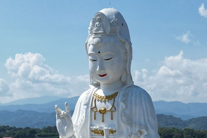 Visit Chiang Rai Temples and Lalitta Cafe from Chiang Mai - Is a day trip from Chiang Mai worth the long road?