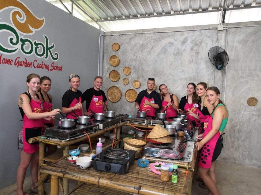 We Cook Thai Home Garden Cooking School - Starting at the market with Mam