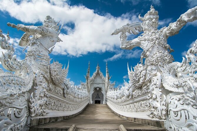 White, Red/Black and Blue Temples Full Day Trip From Chiang Mai - Why Chiang Rai makes a demanding day trip