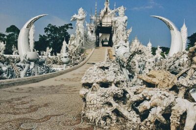 White Temple, Black House Museum and Hot Spring Tour from Chiang Mai (SHA Plus)