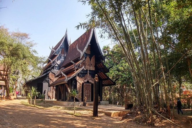 White Temple, Black House Museum and Hot Spring Tour from Chiang Mai (SHA Plus) - Who should book this experience?